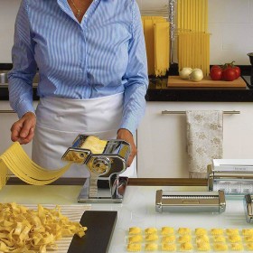 Машина за пресни спагети и паста Машина за пресни спагети и паста